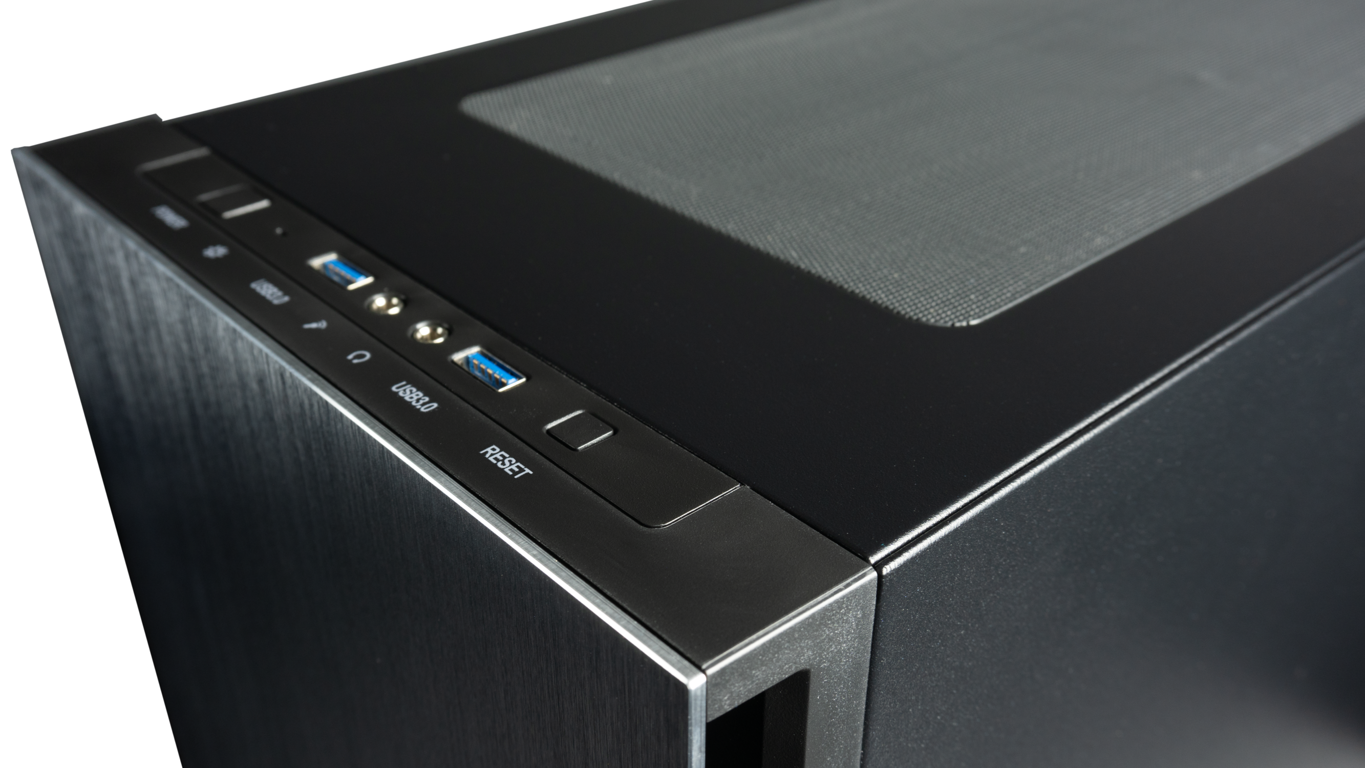 The Sentinel top panel has dual USB 3.0 ports and audio connectors letting you quickly attach high-speed storage devices and other devices