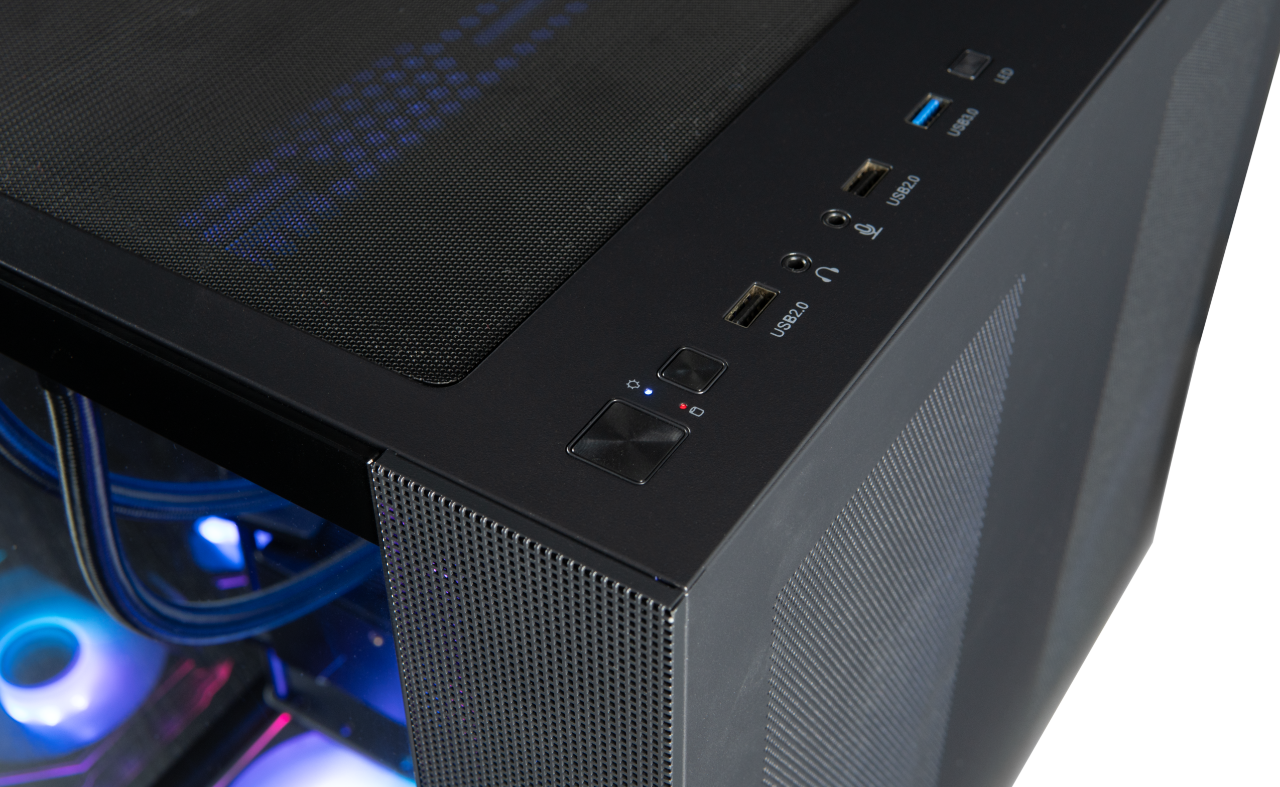 The Panorama gaming PC is equipped with a comprehensive array of ports at the front and back of the chassis